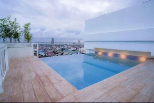 Lägenhetshotell Royal Garden Residences - Mabolo 3*